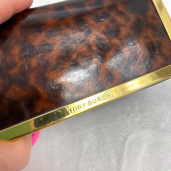 Tory Burch animal print patent glasses case - Picture 9 of 12